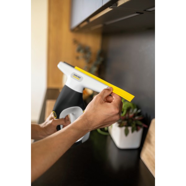 Фото - Пылесос оконный Karcher WV 3 Comfort Care (1.633-690.0)